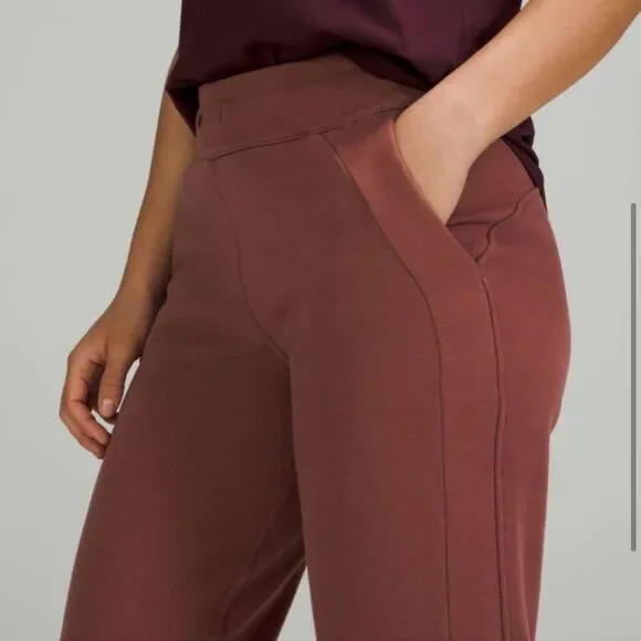 Lululemon Scuba High Rise Jogger Sweatpants Smokey Red 6 - Picture 11 of 12